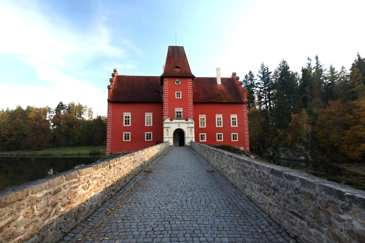 Červená Lhota